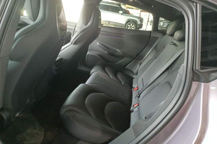 Used  SU7 2024 Rear-Drive Long-Range Intelligent Driving Version
