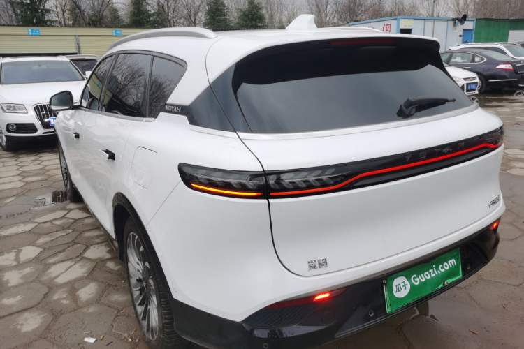 Used VOYAH FREE 2021 Four-Wheel Drive Standard Range-Extended Exclusive Luxury Package
