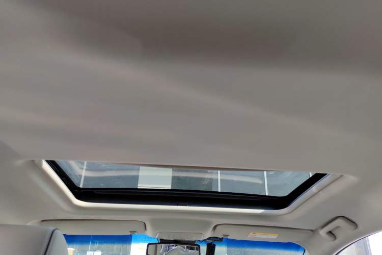 Used Buick GL8 2022 Land Business Class 652T Luxury Model
