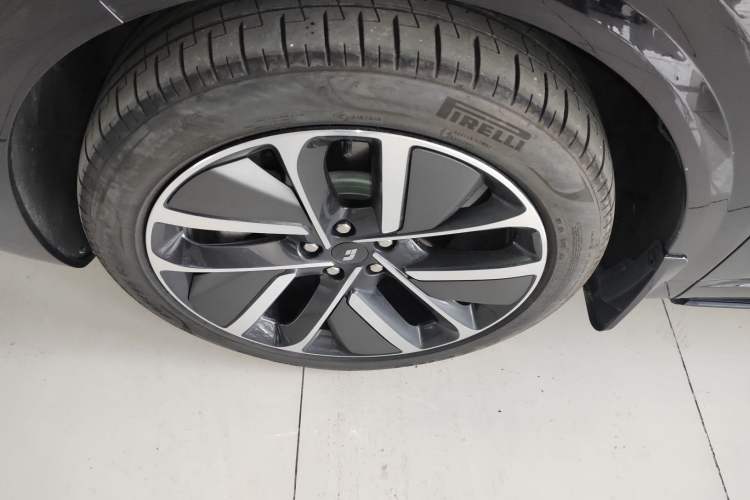 Used Li Auto L6 2024 Pro Model
