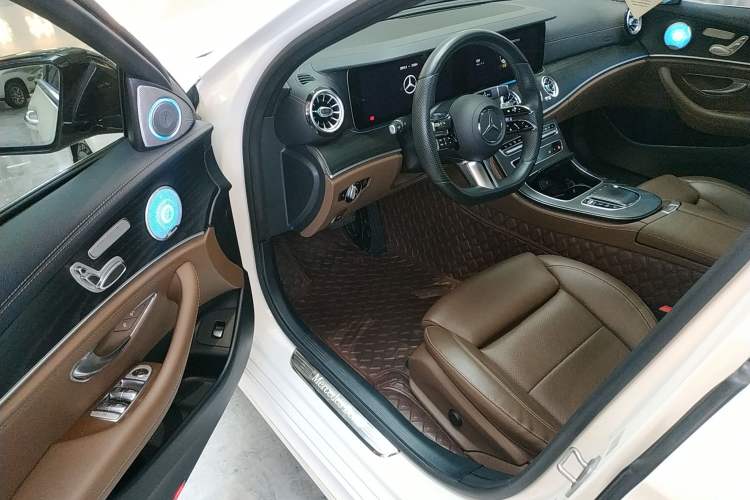 Used Mercedes-Benz E-Class 2022 E 300 L Sporty and Stylish Model
