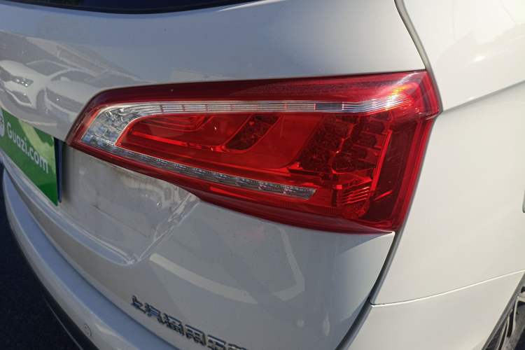 Used Baojun 730 2017 1.8L iAMT Prestige Version 7 Seats
