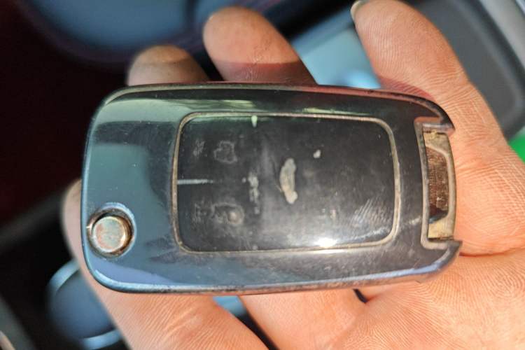 Used Chevrolet Lova RV 2016 1.5L Automatic Comfort Edition