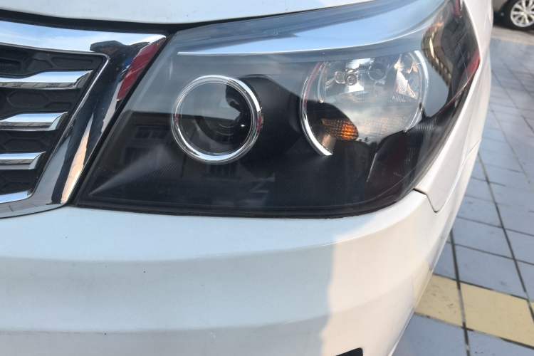 Used Geely Auto Diamond 2014 Sedan 1.5L Manual Entry-Level Model
