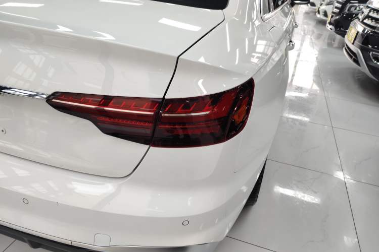 Used Audi A4L 2022 40 TFSI Fashion Dynamic Model
