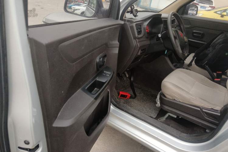 Used Wuling Hongguang V 2021 1.5L Jingqu Version LAR
