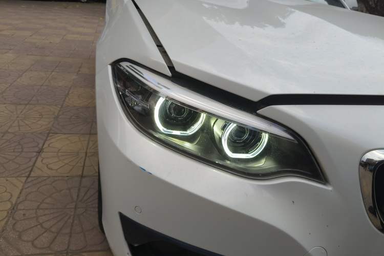 Used BMW 2 Series 2018 220i Convertible Coupe Sports Design Package
