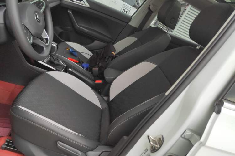 Used Volkswagen Tacqua 2023 200TSI DSG Joy-Connect Edition