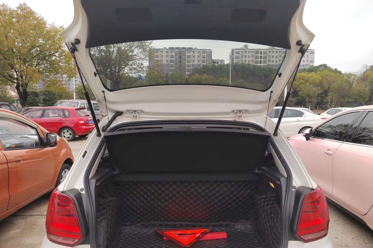 Used Volkswagen Polo 2016 1.4L Automatic Trendy Model