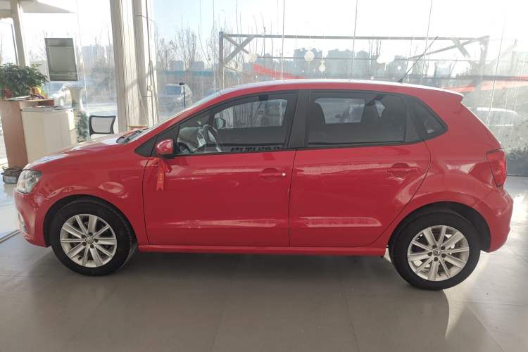 Used Volkswagen Polo 2014 1.6L Automatic Comfort Edition