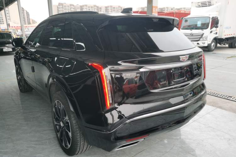 Used Cadillac XT5 2025 2.0T Platinum Edition

