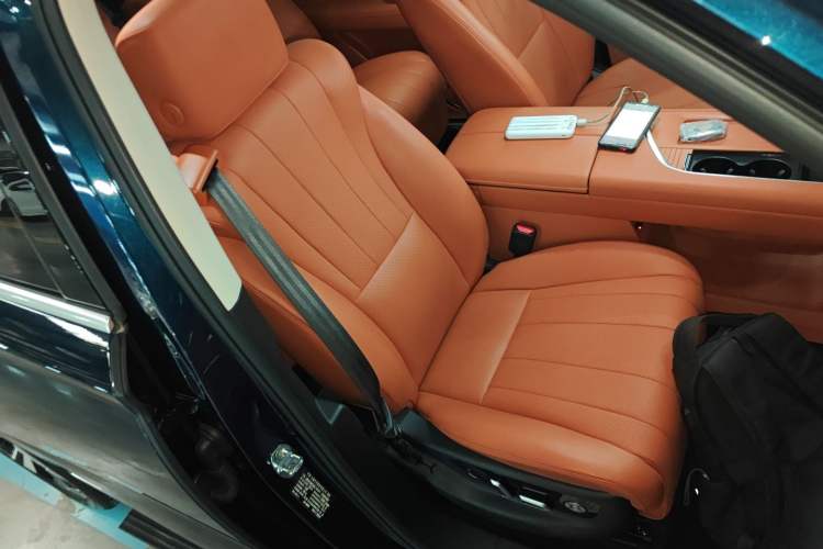 Used Wey Lanshan 2025 Four-Wheel Drive Max
