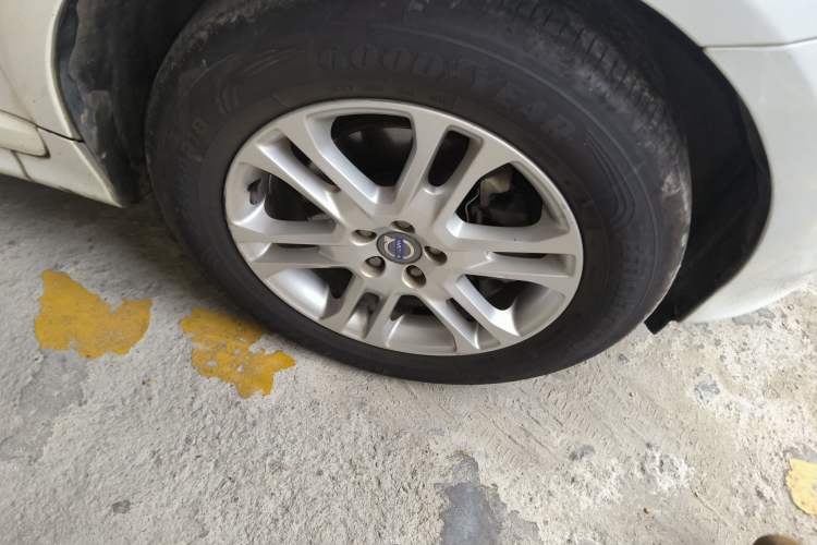 Used Volvo XC60 2015 T5 Smart Upgrade Model
