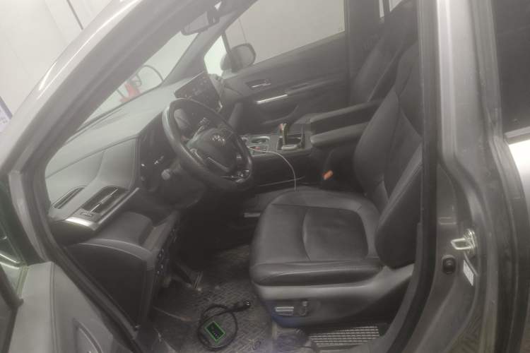 Used Toyota Sienna 2021 2.5L Hybrid Ultimate Edition
