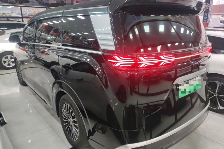 Used Denza D9 2022 DM-i 970 Four-Wheel Drive Prestige Model