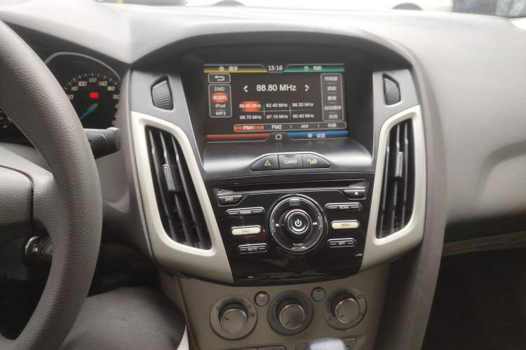 Used Ford Focus 2012 Sedan 1.6L Automatic Comfort Model