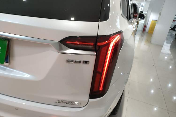 Used Cadillac XT6 2021 2.0T Six-Seater Four-Wheel-Drive Luxury Version