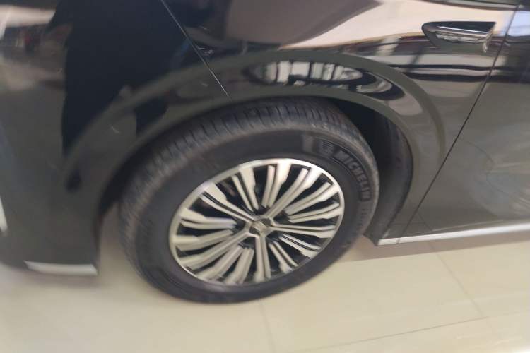 Used BYD Xia 2025 DM-i 1.5T 180km Excellence Model