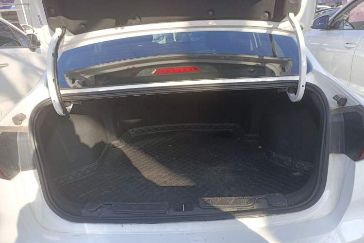 Used Geely Auto Emgrand 2022 4th Generation 1.5L CVT Luxury Model
