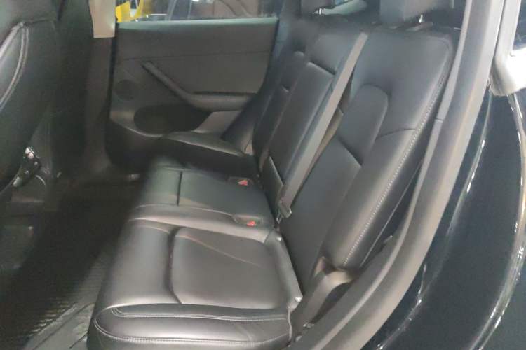 Used Tesla Model Y 2022 Rear-Wheel-Drive Version
