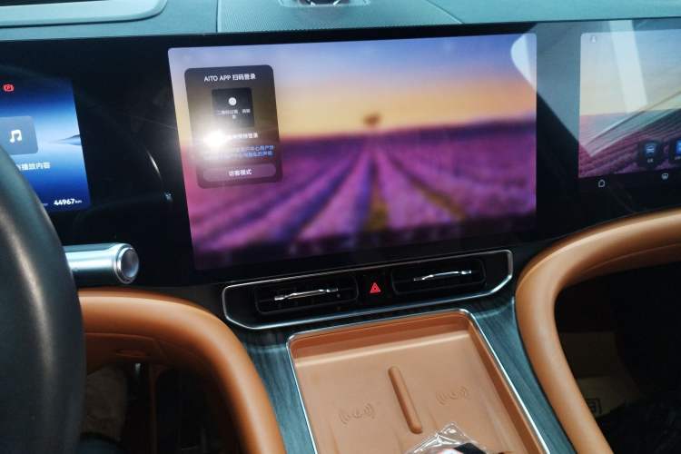 Used Hima AITO M9 2024 Range-Extended Ultra Version 42 kWh 6-Seater Model
