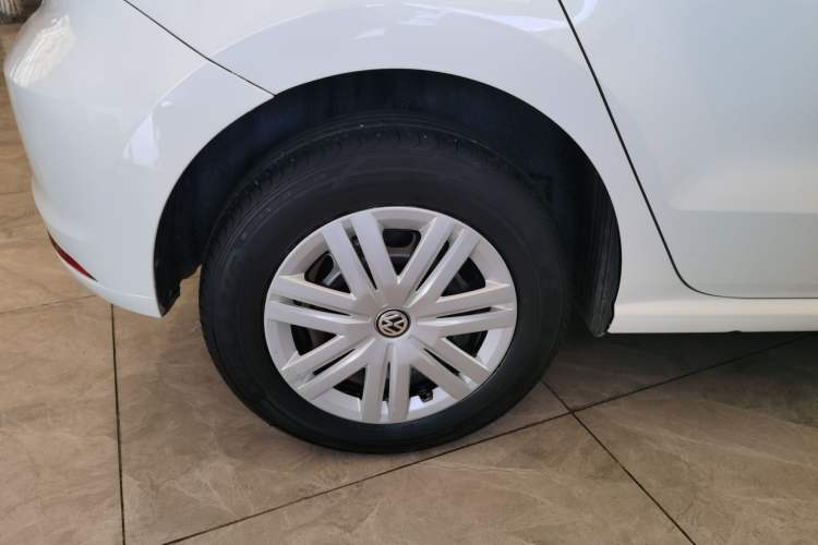 Used Volkswagen Polo 2014 1.4L Manual Fashion Edition
