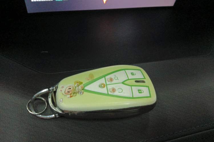 Used Changan UNI-V iDD 2024 Blue Whale Smart Electric iDD 136km Luxury Model
