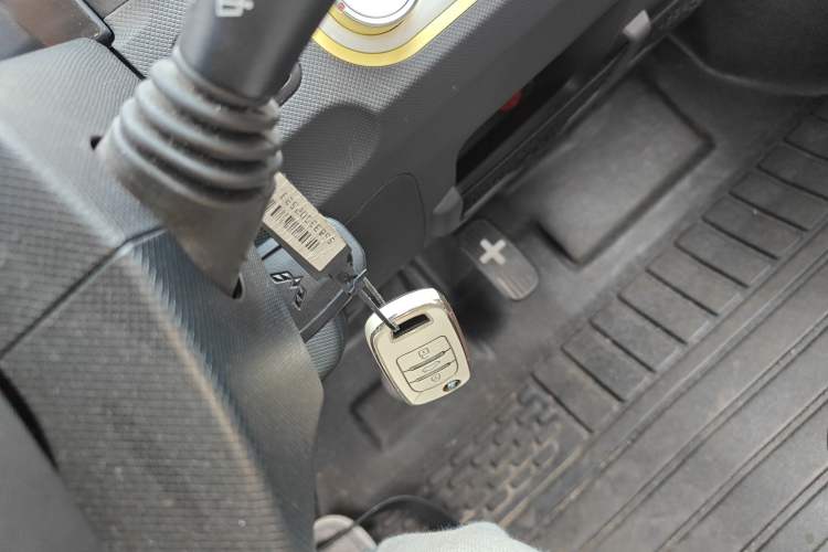 Used Wuling Hongguang MINIEV 2021 Macaron Premium Model – Lithium-NMC