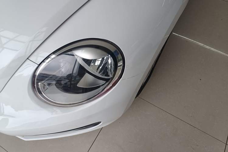 Used Volkswagen Beetle 2015 180TSI model
