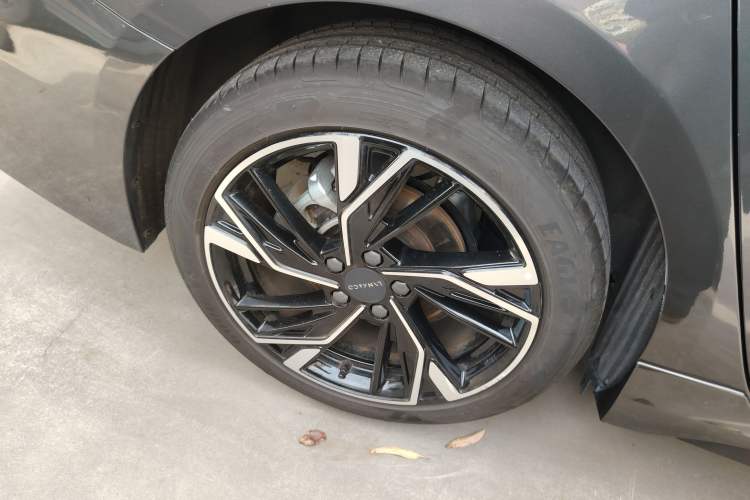 Used Lynk & Co 03 2025 1.5TD DCT Champion Edition Pro
