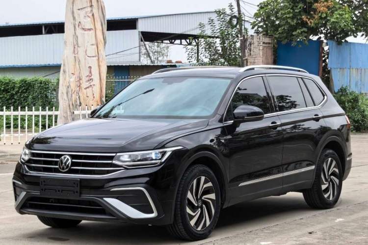 Used Volkswagen Tiguan L 2022 330TSI Automatic Two-Wheel Drive Smart Edition
