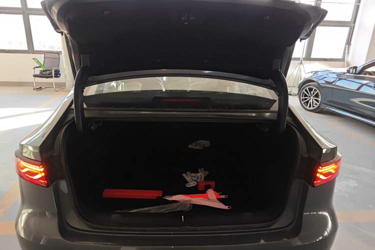 Used Chery Fengyun A8L 2025 1.5 TGDI 145 km Luxury Version
