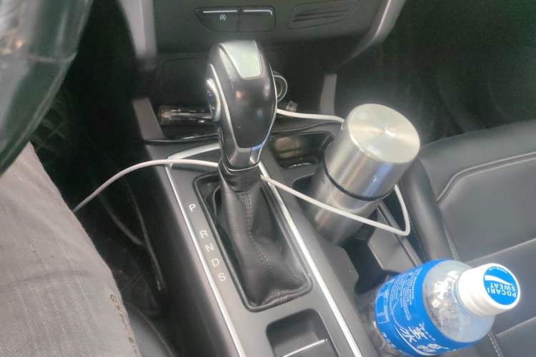 Used Ford Kuga 2017 EcoBoost 180 Two-Wheel-Drive Tiger Leap Model
