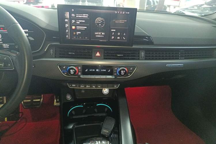 Used Audi A4L 2022 40 TFSI quattro RS Performance Package
