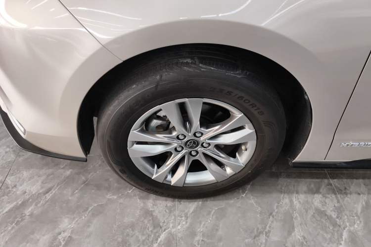 Used Toyota Sienna 2021 2.5L Hybrid Ultimate Edition