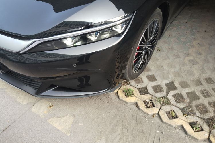 Used BYD Han 2025 EV with 701 km of Laser Radar-Enabled Intelligent Driving