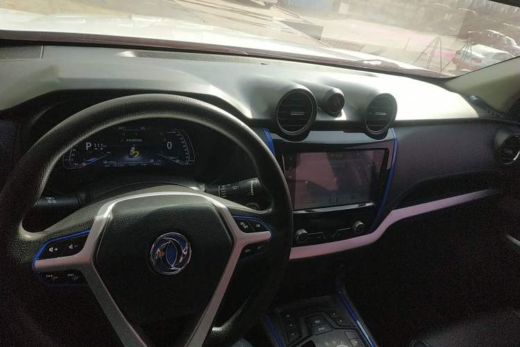 Used Dongfeng Ruichi 6 2020 EV model
