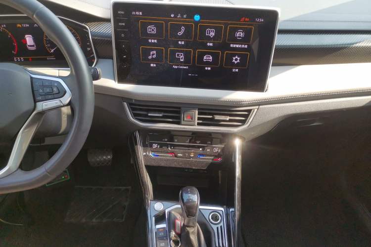 Used Volkswagen Tayron 2023 300TSI Two-Wheel-Drive Luxury Plus Advanced Edition
