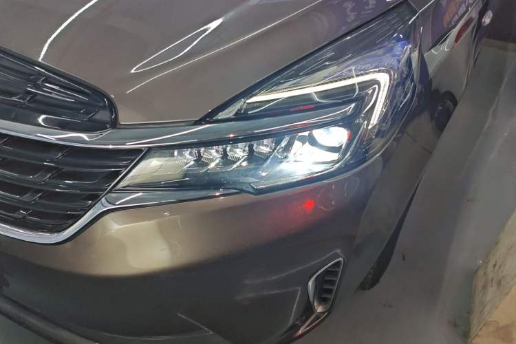 Used Buick GL8 2022 Land Business Class 652T Luxury Model
