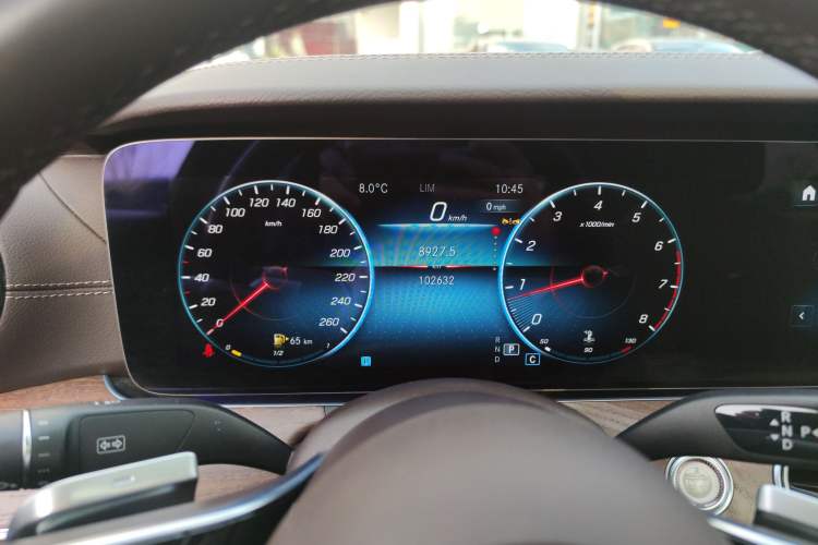 Used Mercedes-Benz E-Class 2023 Facelift E 260 L