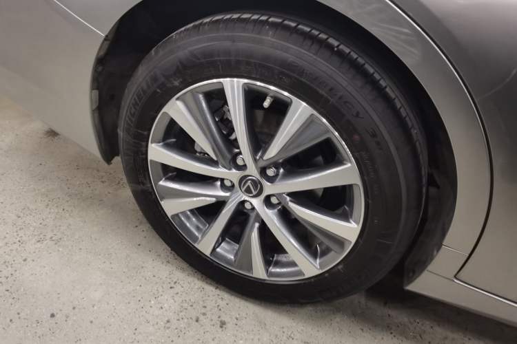 Used Lexus ES 2020 200 Excellence Edition
