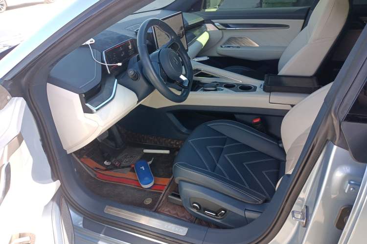 Used Zeekr 001 2021 Ultra-Long Range Dual-Motor YOU Version
