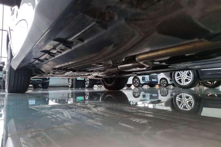 Used Mercedes-Benz GLC 2024 GLC 260 L 4MATIC Luxury Model 5 Seats
