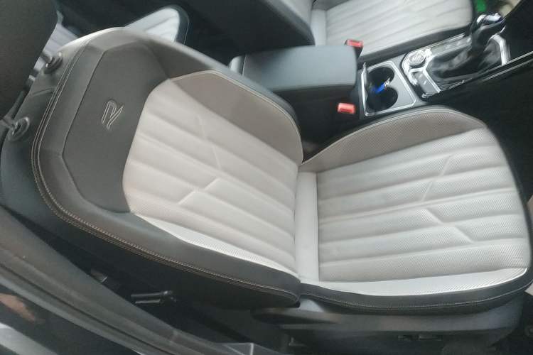 Used Volkswagen Tayron 2023 Revised Version 380TSI All-Wheel Drive R-Line Pro Smart Edition
