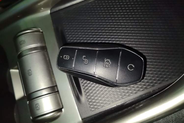 Used BYD Dolphin 2023 420 km Free Version
