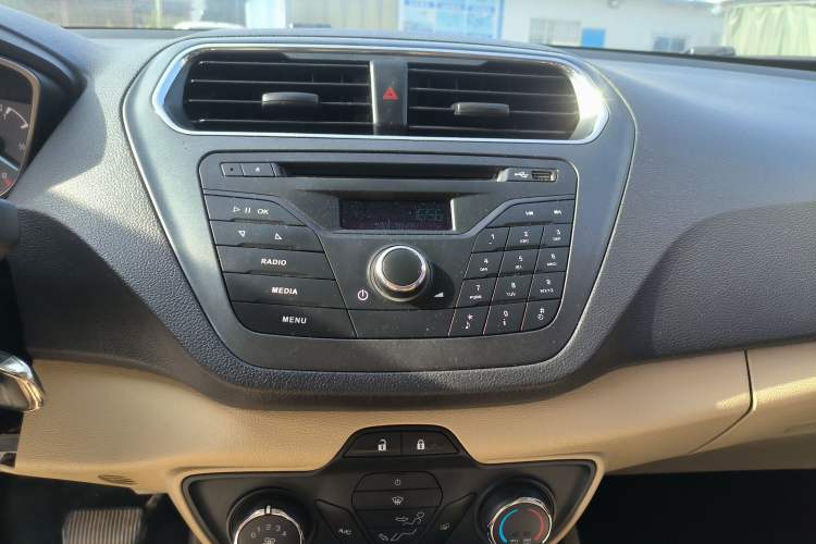 Used Ford Escort 2015 1.5L Automatic Comfort Model
