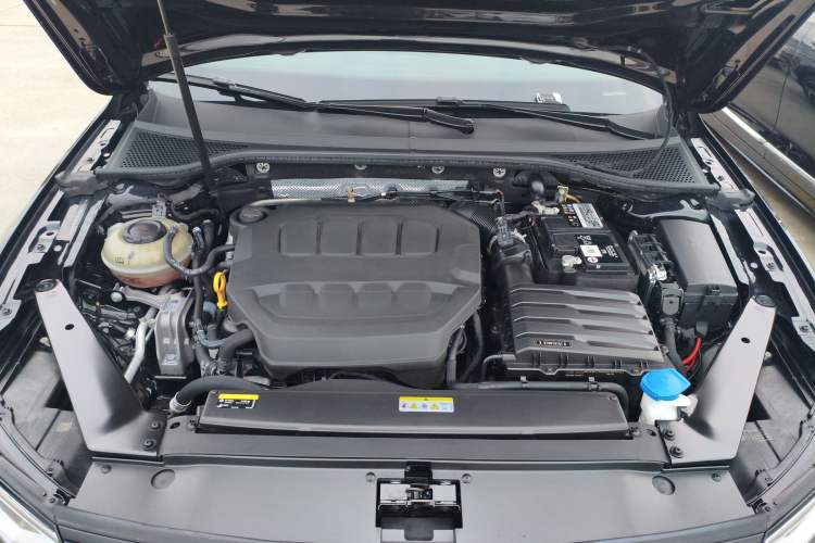 Used Volkswagen Magotan 2023 2 Million Units Limited Edition 330TSI DSG Leading Version