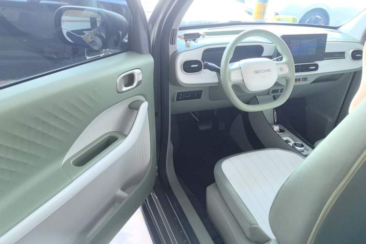 Used  Panda 2025 210km Panda Rider
