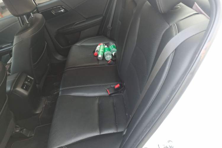 Used Honda Accord 2016 2.0L Luxury Edition
