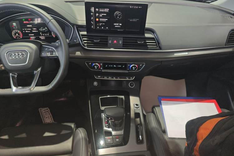 Used Audi Q5L 2022 40T Luxury Dynamic Model